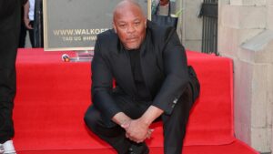 Read more about the article Dr. Dre Receives Star On Hollywood Walk Of Fame, Snoop Dogg & Eminem Join