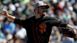 Read more about the article Stratton zeroing in on spot in Giants' rotation