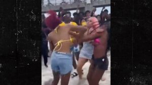 Read more about the article Spring Break Coeds Brawl, Total Chaos on Florida Beach