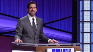 Read more about the article Aaron Rodgers Was a 'Jeopardy!' Host Frontrunner, Ex-Producer Says