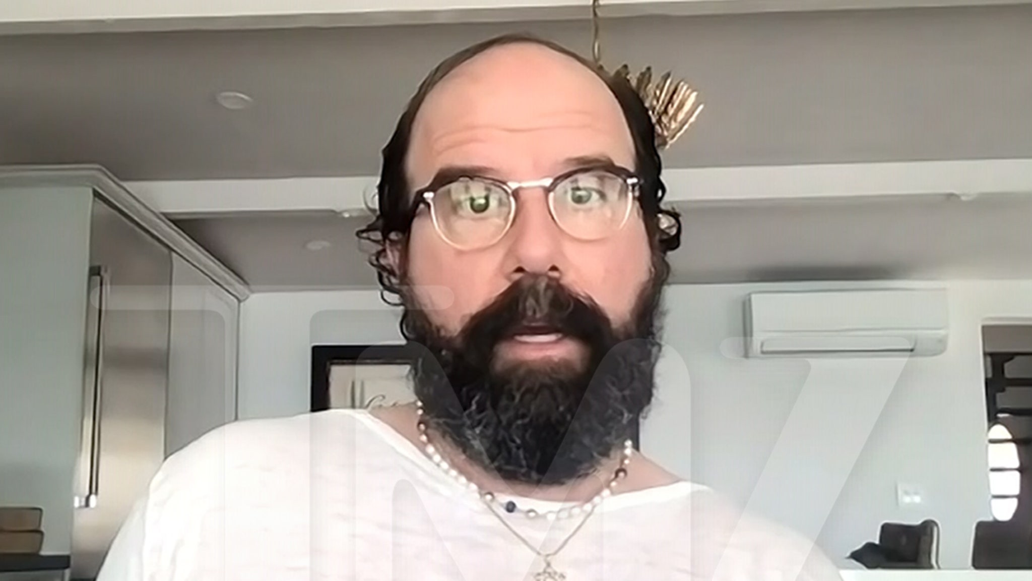 You are currently viewing Brett Gelman Slams Bookstores for Canceling Appearances After His Israel Support