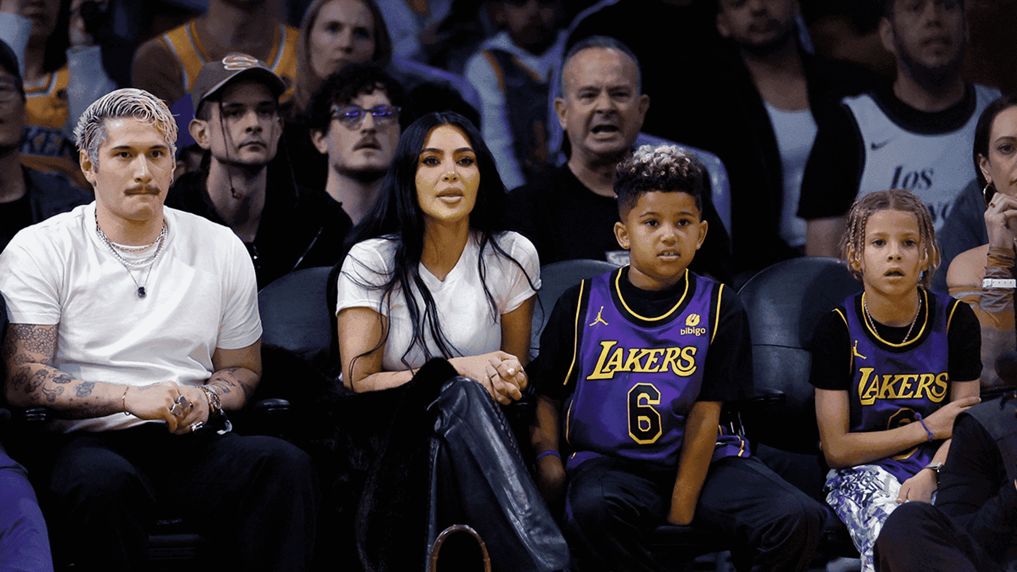 You are currently viewing Kim Kardashian, J Lo, Ben Affleck Show Up At LA Lakers Game