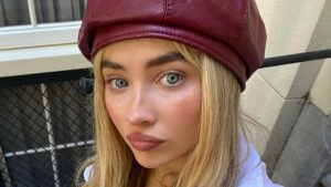 Read more about the article Sabrina Carpenter's Sex Tip to Women, 'Don't Get Pregnant'