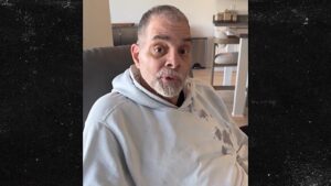 Read more about the article Sinbad Gives Health Update, Teases Return to the Spotlight After Stroke