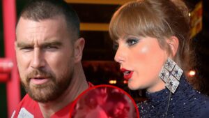 Read more about the article Taylor Swift Fans Defend Travis Kelce After He's Seen Texting at 'Eras' Tour