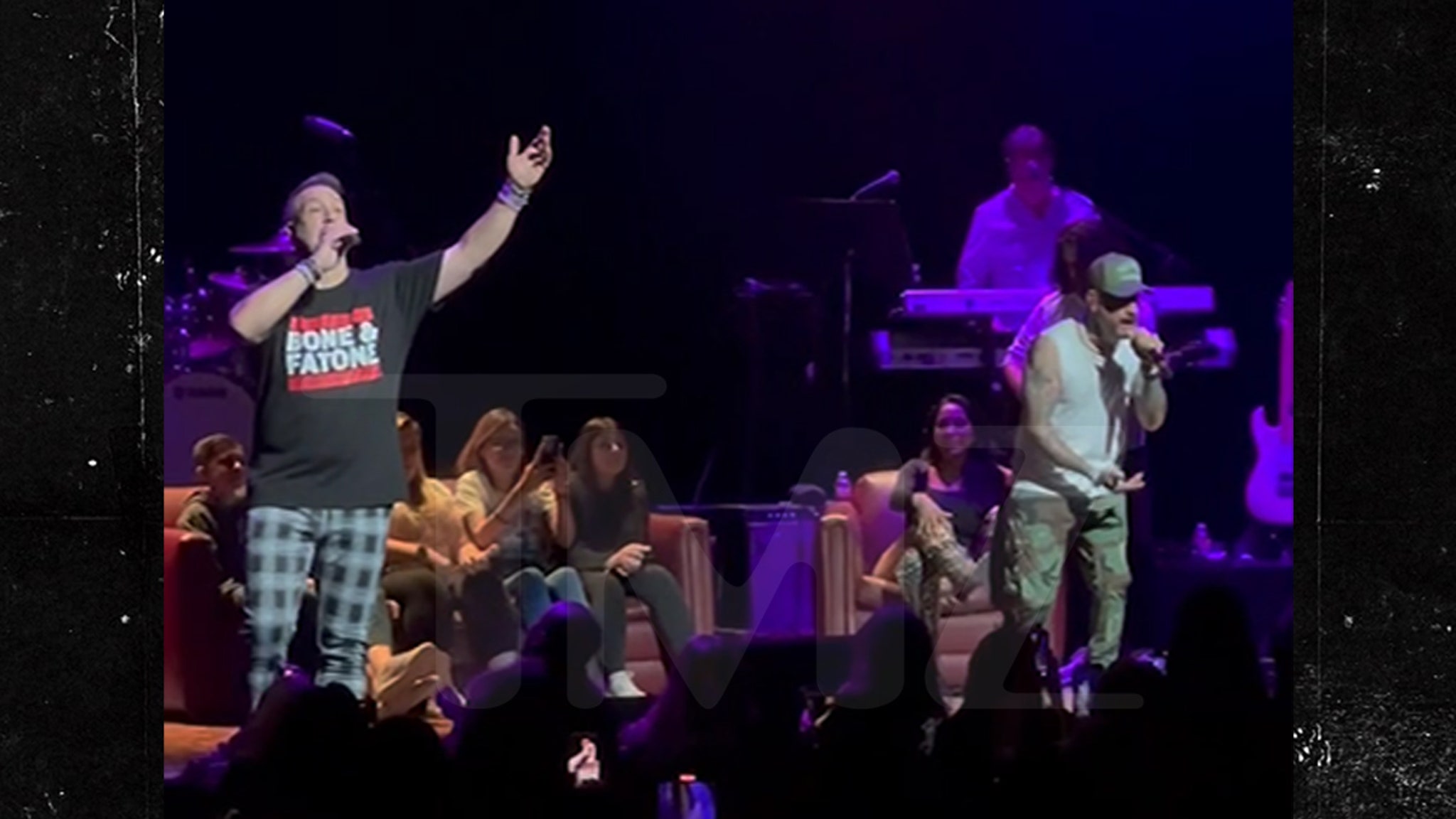 You are currently viewing 'Jersey Shore's Angelina Serenaded Onstage by AJ McLean & Joey Fatone