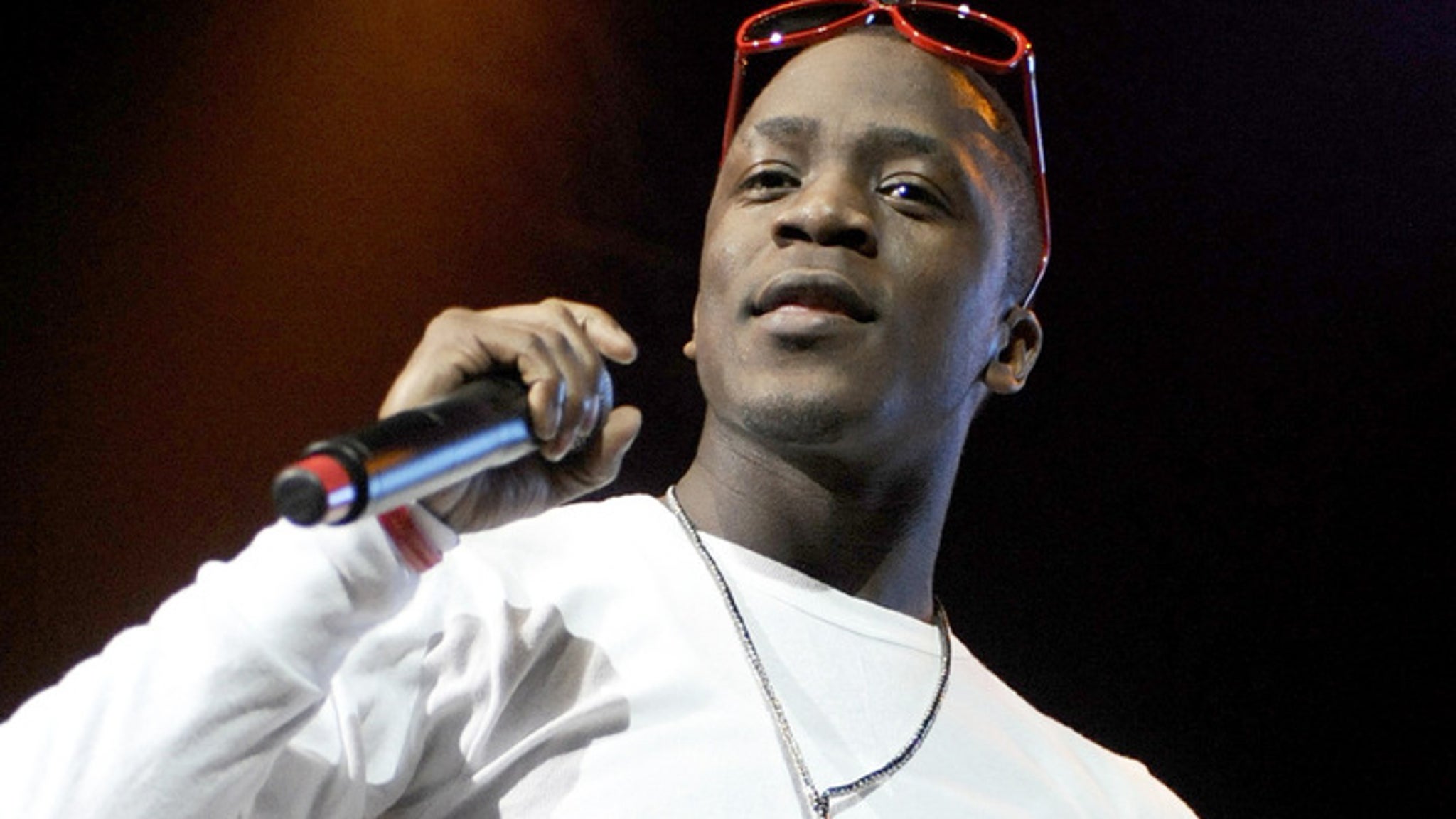 You are currently viewing 'Replay' Singer Iyaz 'Memba Him?!